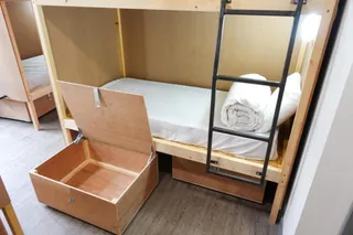 Cwtsh Hostel