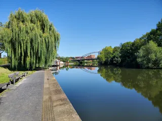 Neckarufer Park