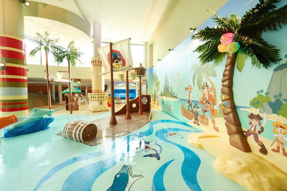 Baltic Park Molo Aquapark by Zdrojowa