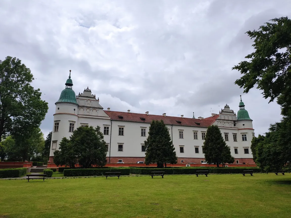 Baranów Sandomierski. Zespół pałacowo - parkowy
