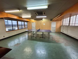 Billiards & Cafe 9-up