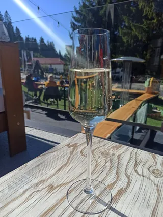 KUPA après-ski bar