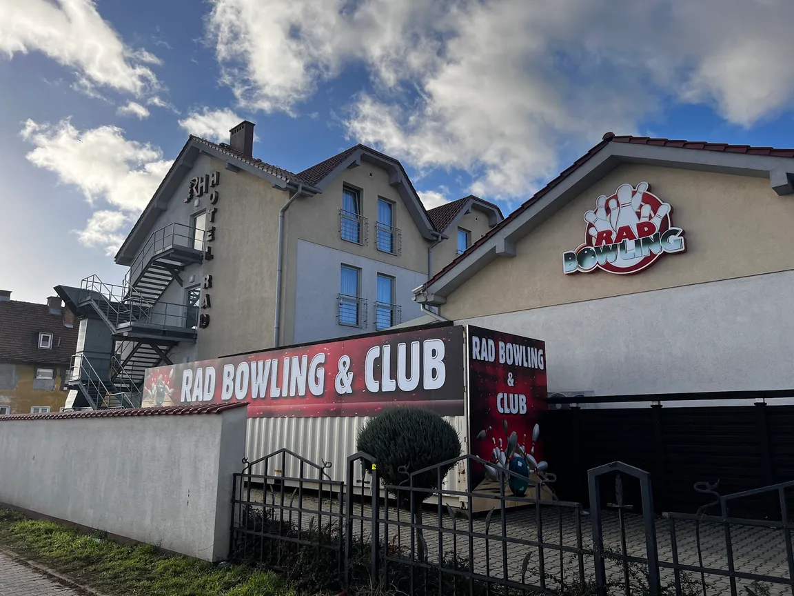 Rad Bowling
