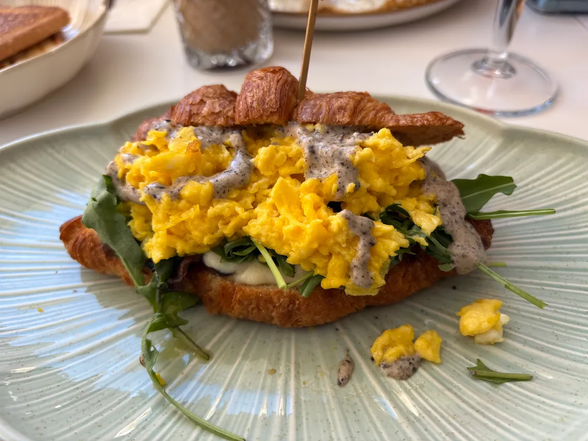 Mannarinu's Brunch Bar