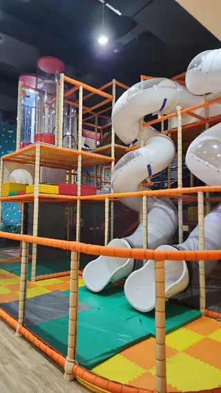 Orange Wheels - Al Wahda Mall