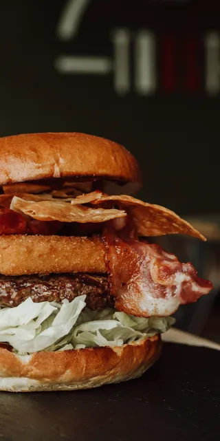 TRUST BURGER & BAR