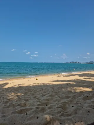 Calm beach (quiet place)