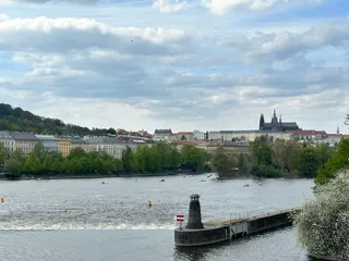 Obrotowa głowa Franza Kafki