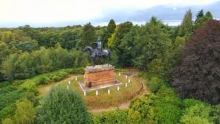 Wellington Statue
