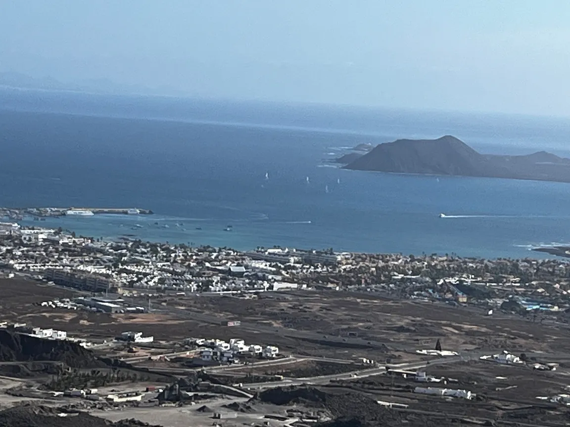 Volcano Bayuyo