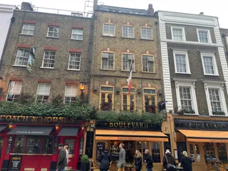 Coach & Horses