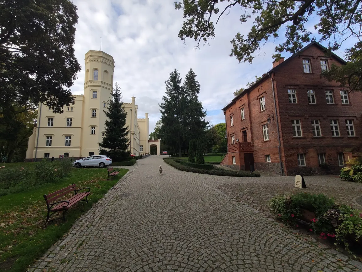 Winnica Pałac Mierzęcin