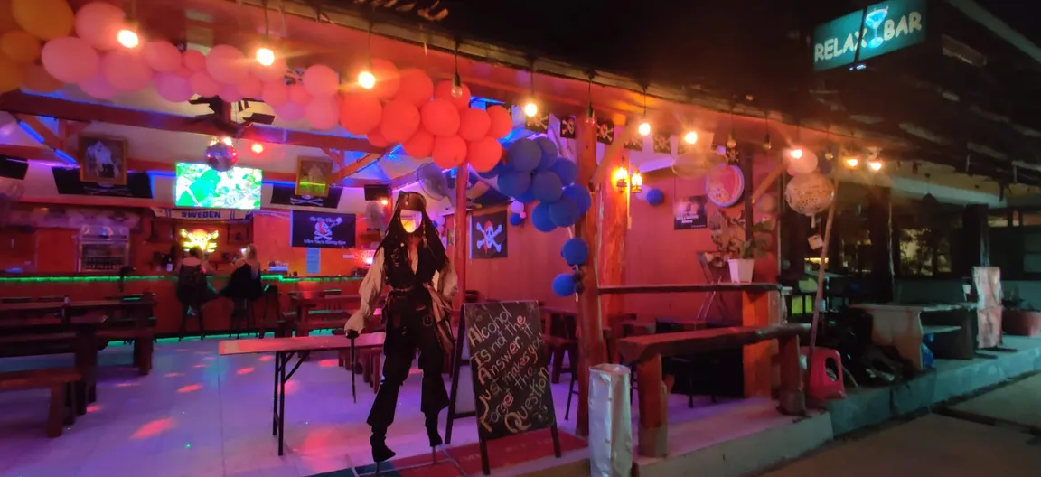 Relax Bar by Phi Phi Pirate