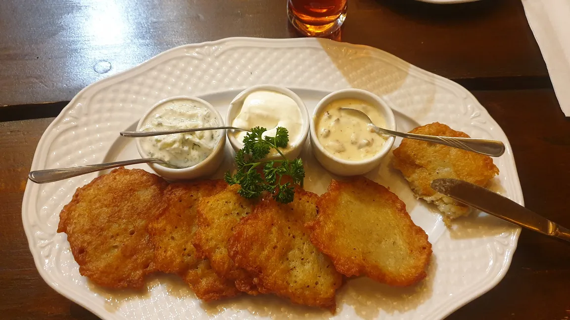 Jakubowa Izba - restauracja | pokoje gościnne | catering