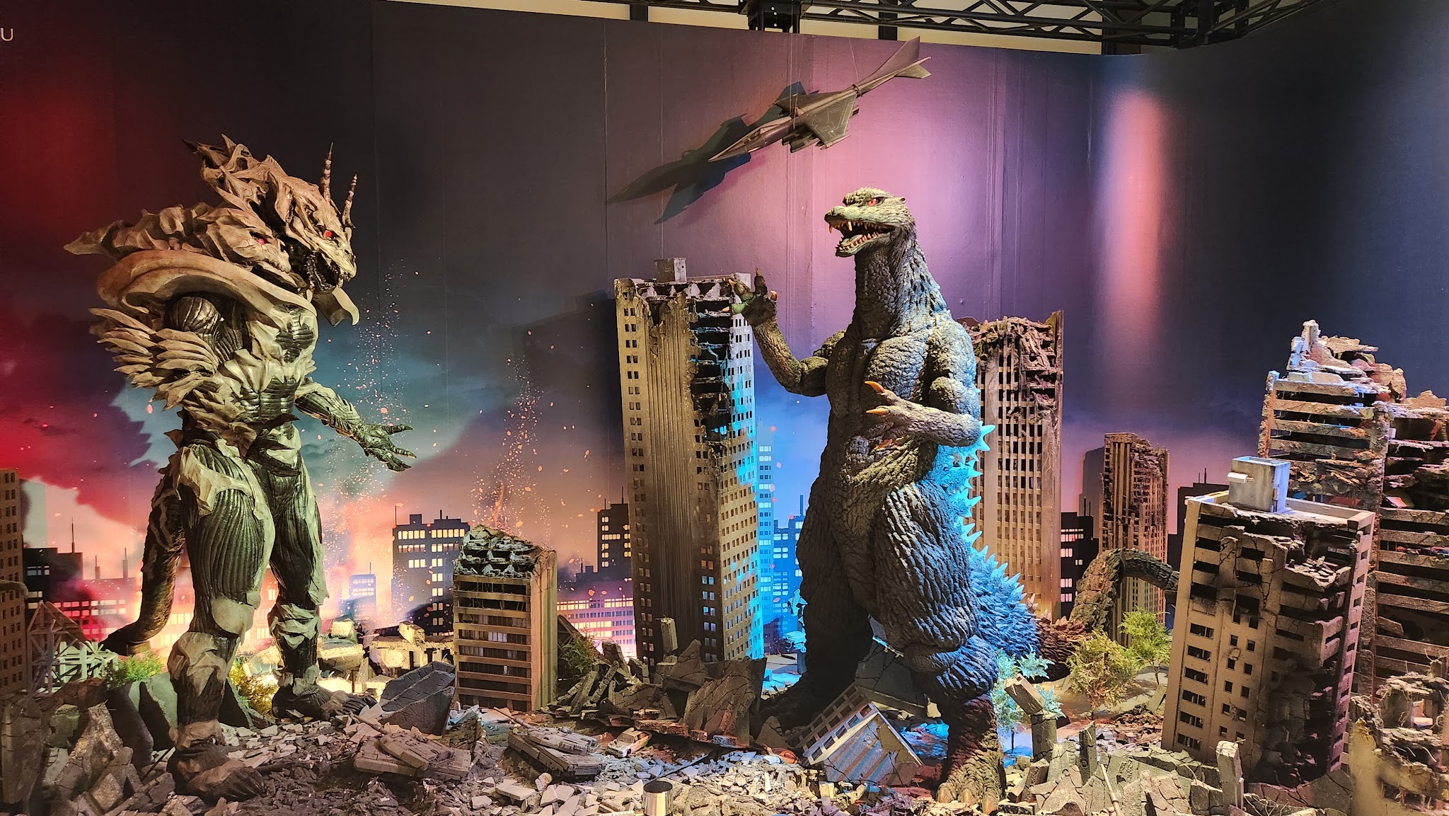 Godzilla Head | Hopsa