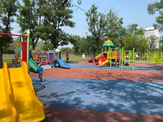 สนามเด็กเล่น - Kids play ground