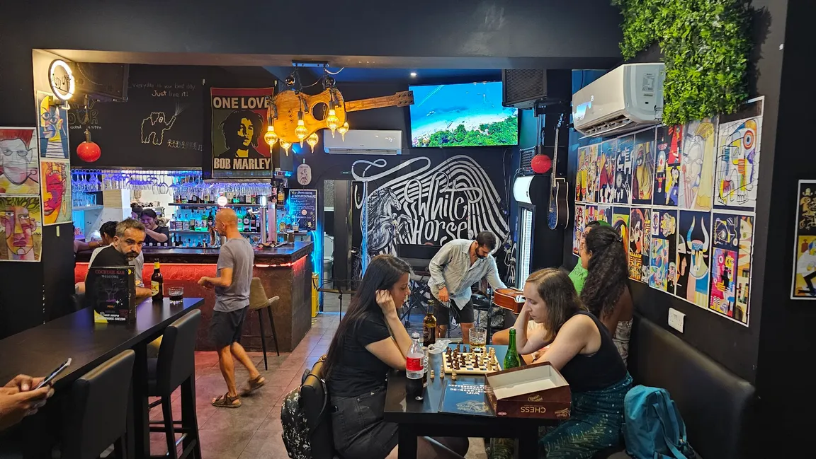 White Horse Bar
