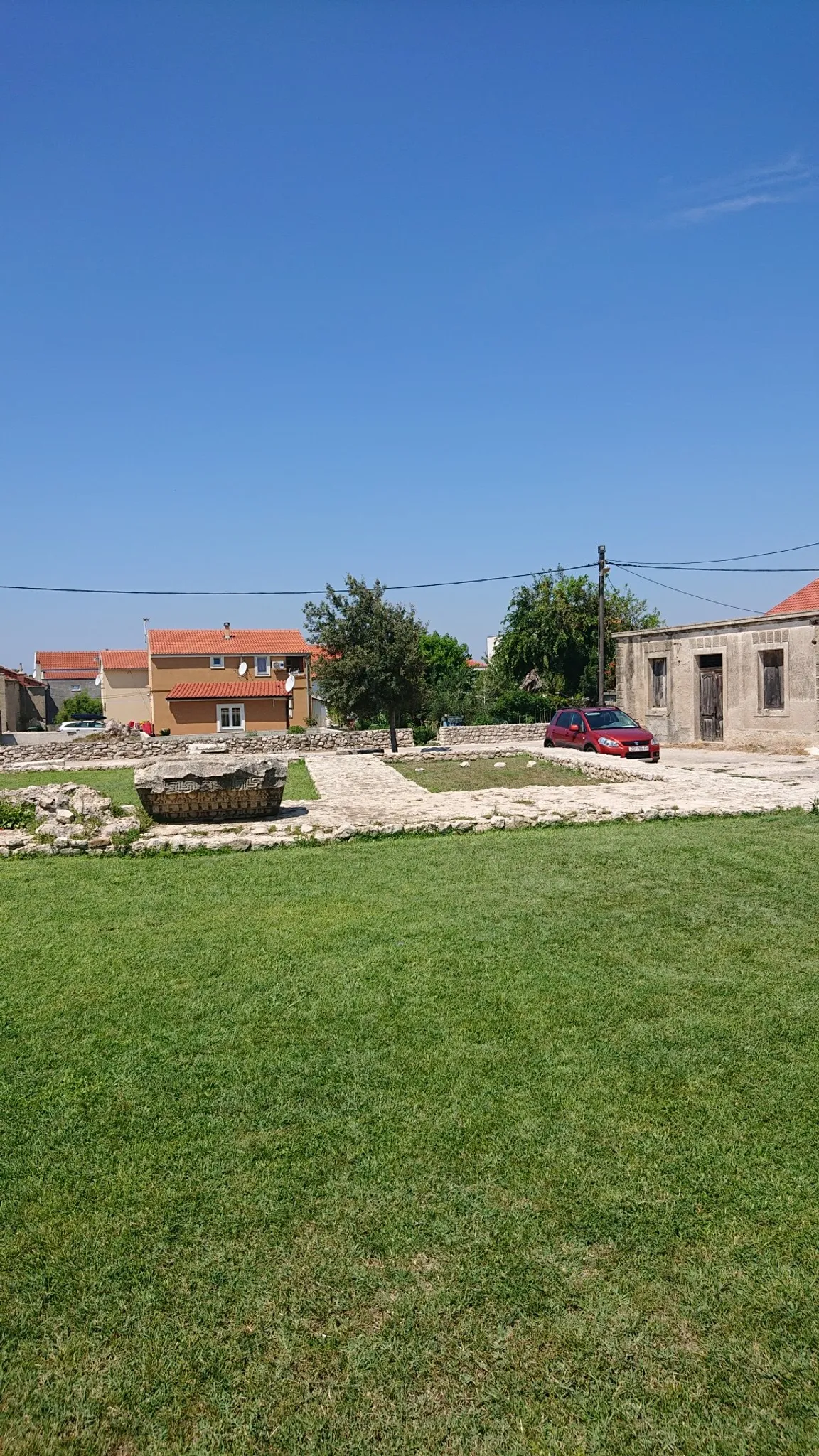 Roman Temple (Rimski Hram)