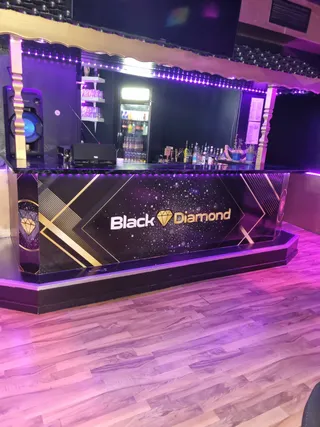 Black Diamond Lounge & Bar
