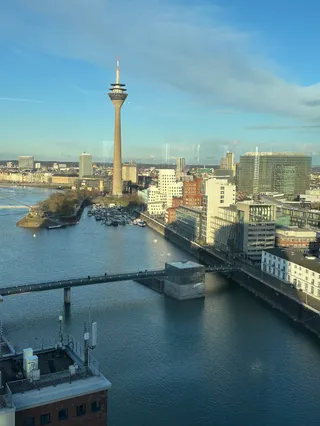 The VIEW Skylounge & Bar