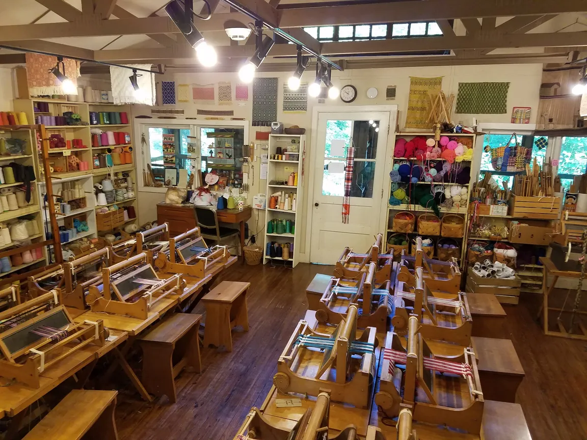 The Little Loomhouse