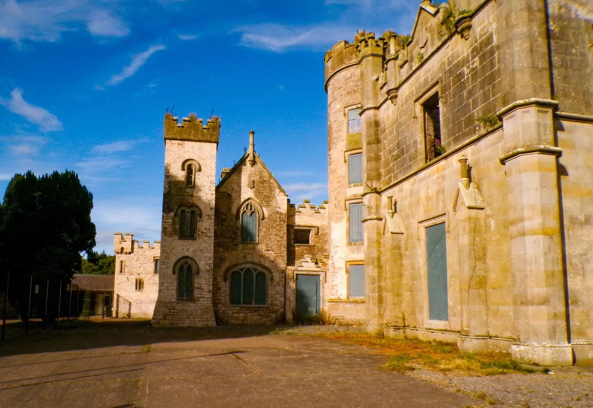 Necarne Castle