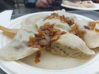 Pierogi na skrzydłach