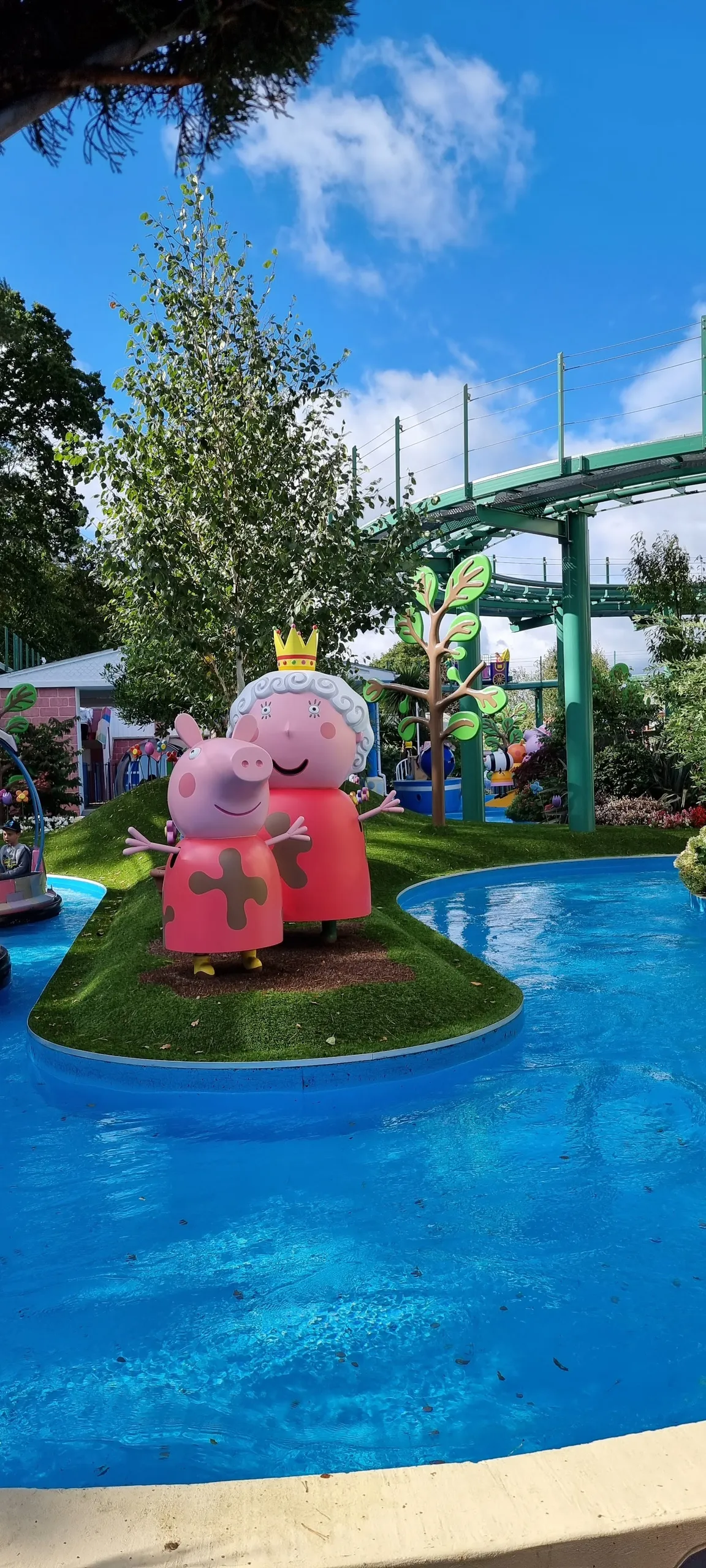Paultons Park Home of Peppa Pig World
