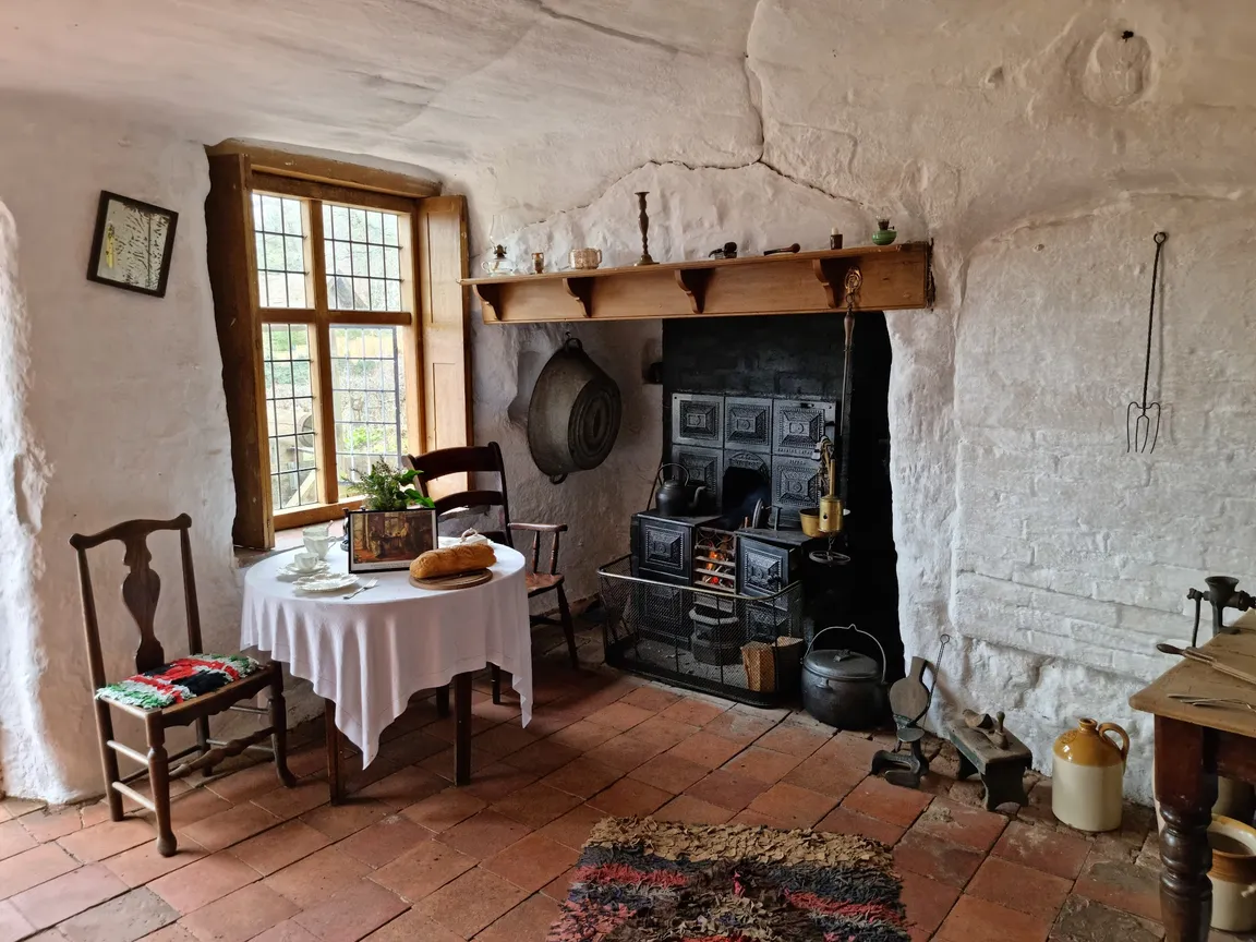 National Trust - Kinver Edge and the Rock Houses