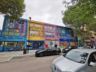 Aberfeldy Street Murals