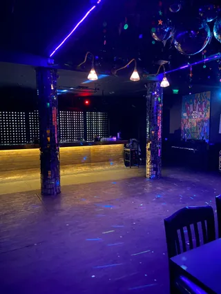 Tell Me Bar