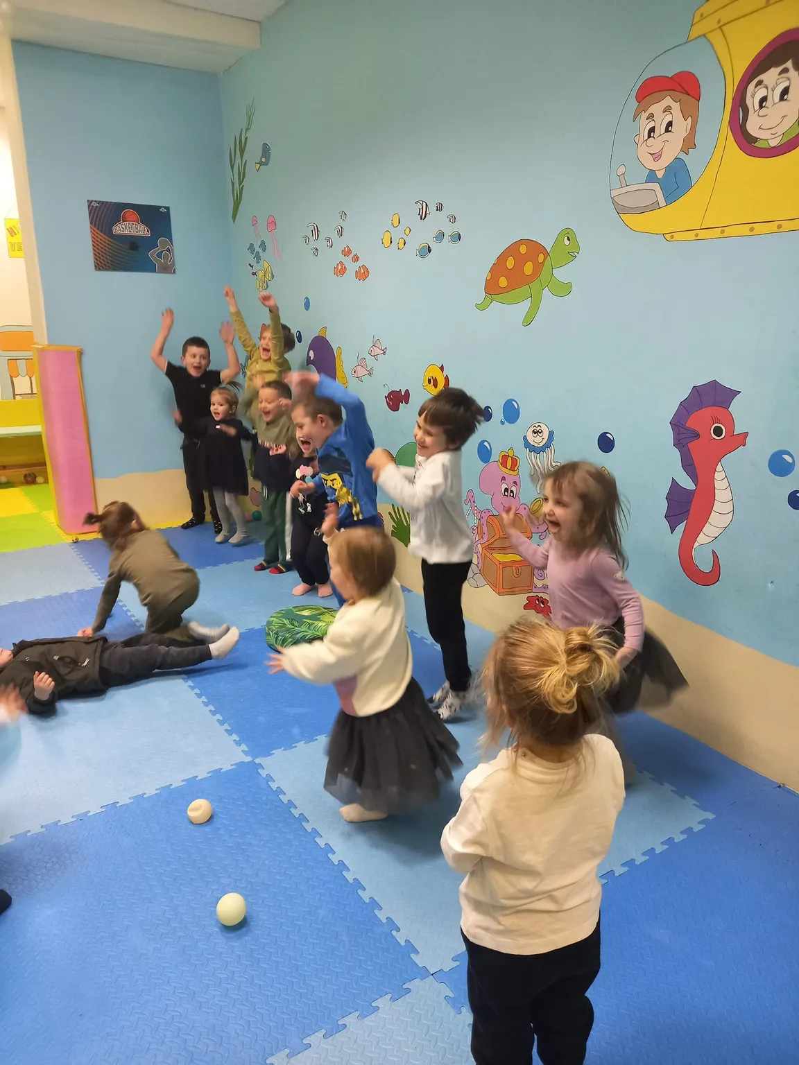 Zabavni centar HIP HOP