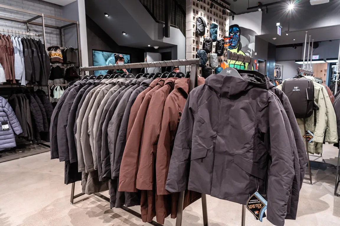 Arc'teryx Chicago