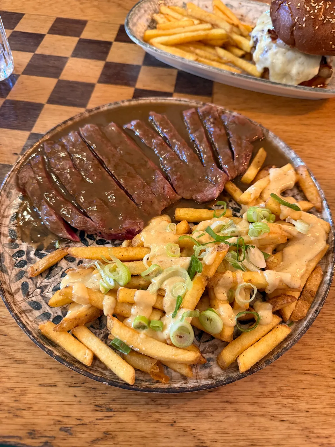 King’s Caffe food pub