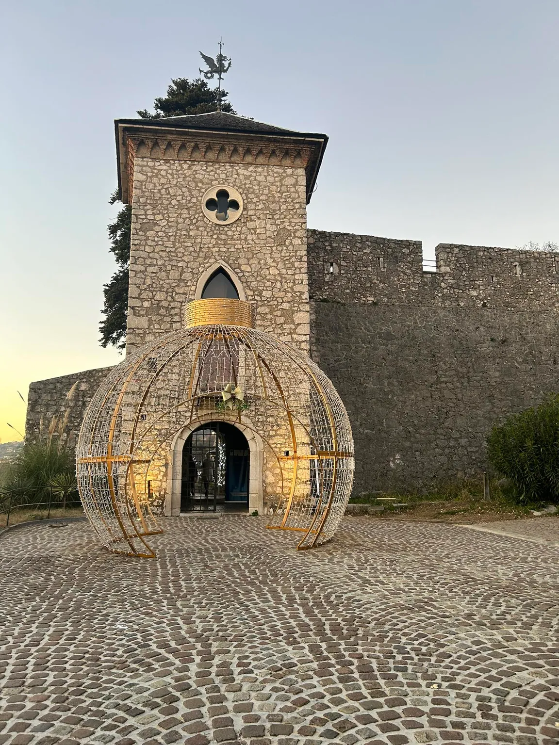 Advent Trsat