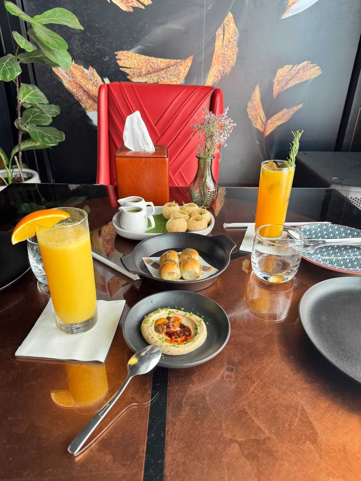 Carnival by Trèsind Restaurant & Bar