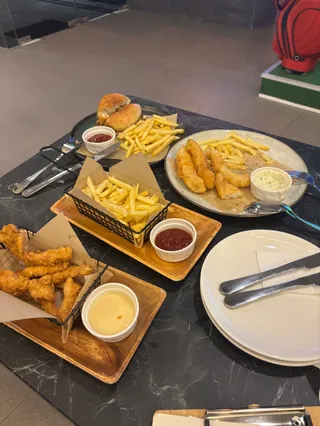 Swng Golf & Lounge