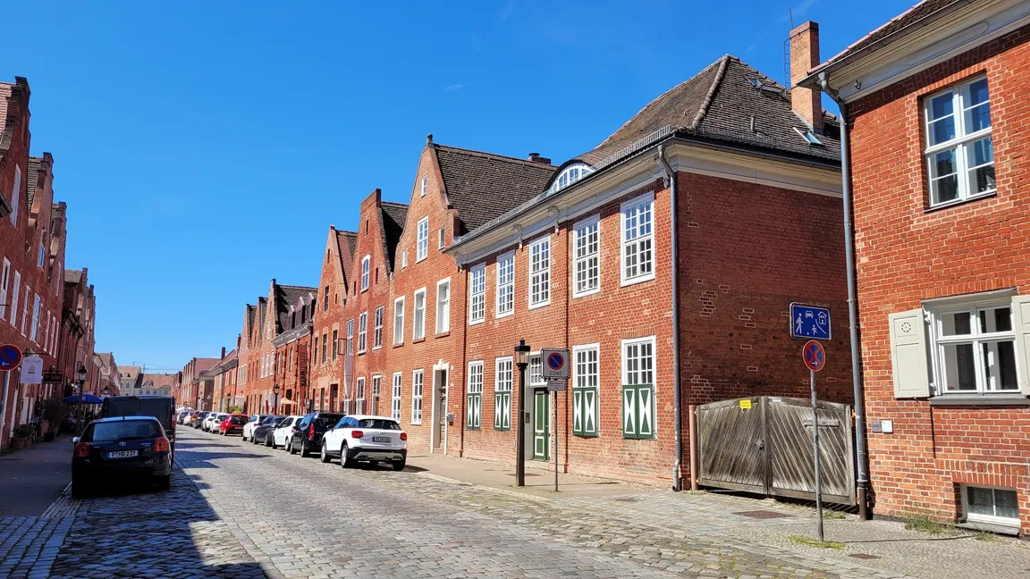 Dutch Quarter