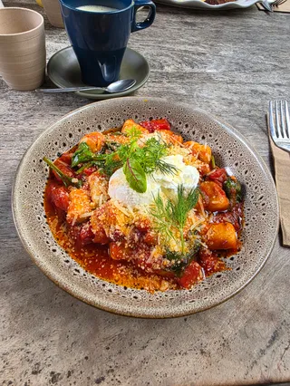 Farmhouse, Kedron Cafe