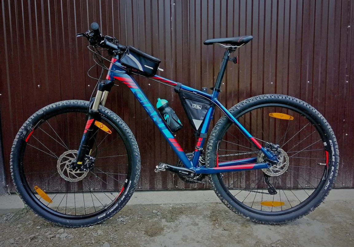 Bieszczady - Wypożyczalnia rowerów e-MTB, MTB i nosideł turystycznych