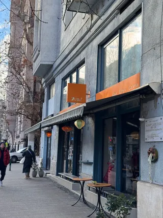 Kelet Kávézó és Galéria