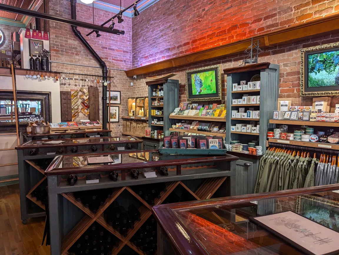 Caduceus Cellars and Merkin Vineyards Tasting Room