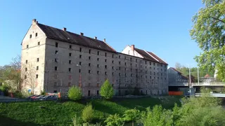 Cukrarna