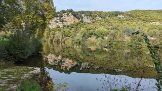 La plage de Saint-Cirq-Lapopie