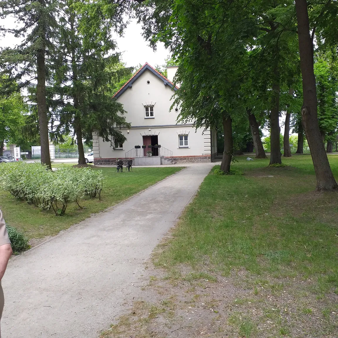 Pałac w Chrzęsnem