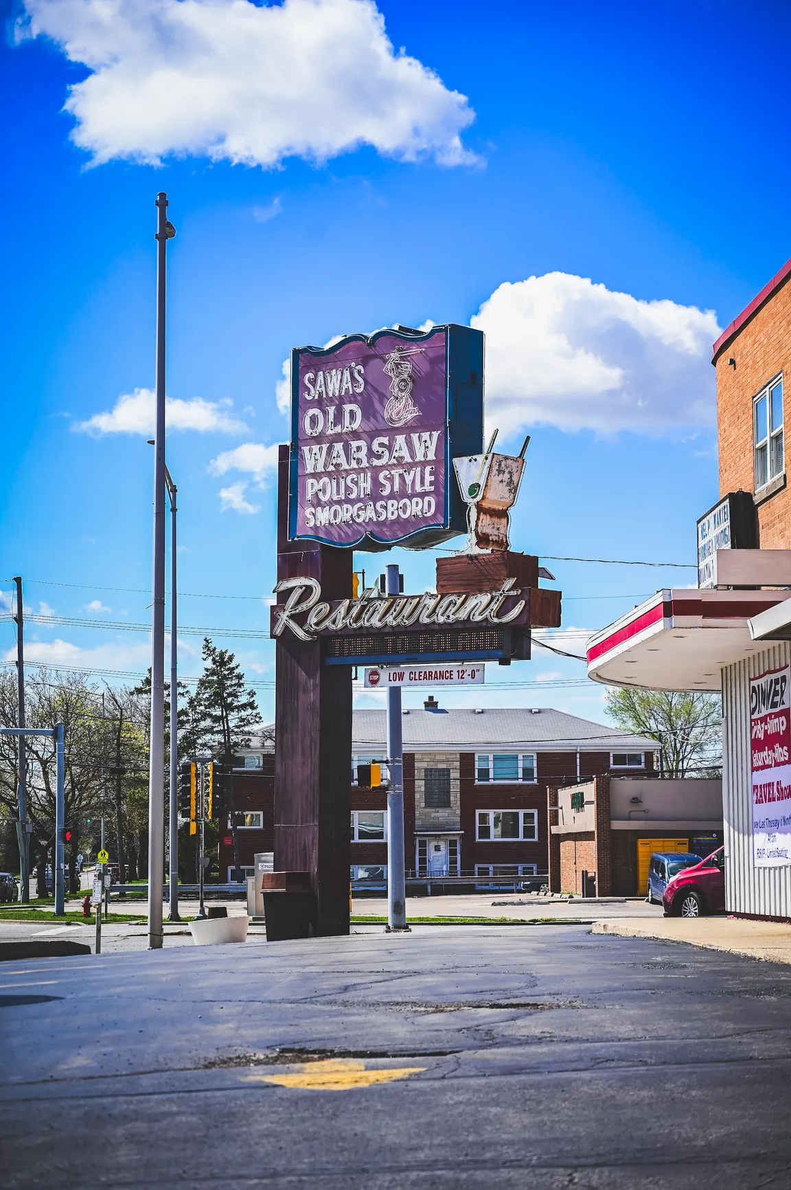 Sawa's Old Warsaw Restaurant