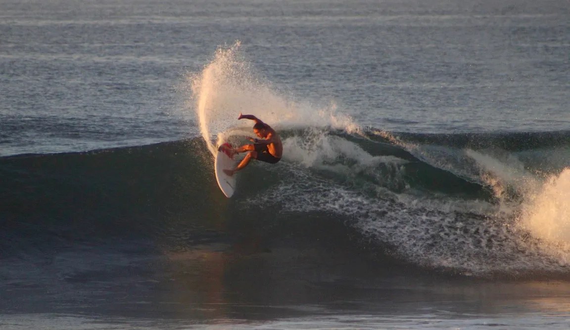 South Wales Surf Lessons