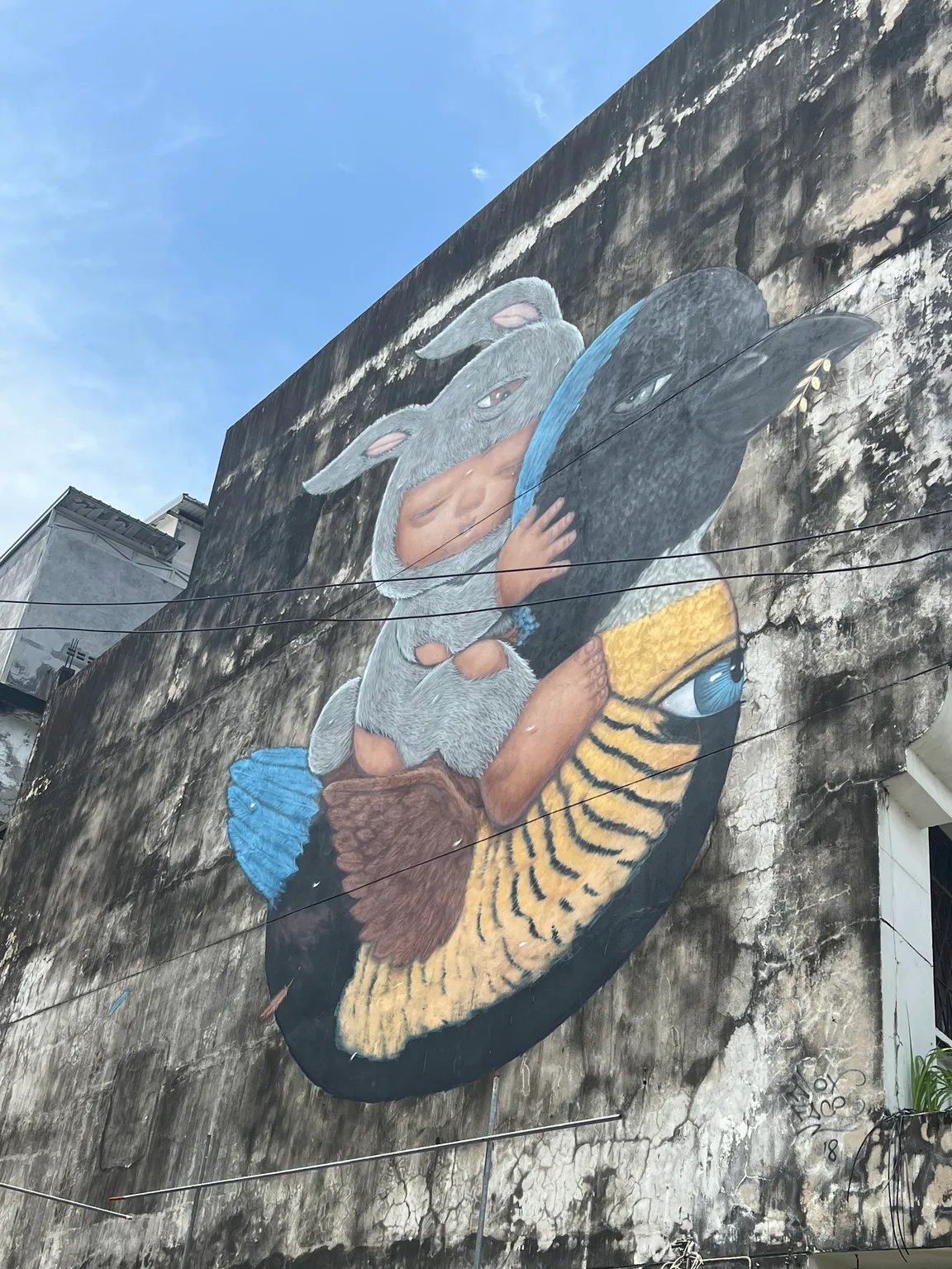 Krabi Street Art : Mardi and Gurney' Pitta