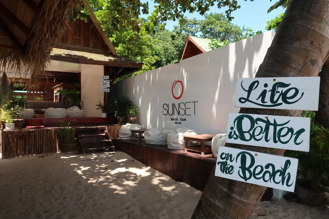 Sunset beach club koh tao