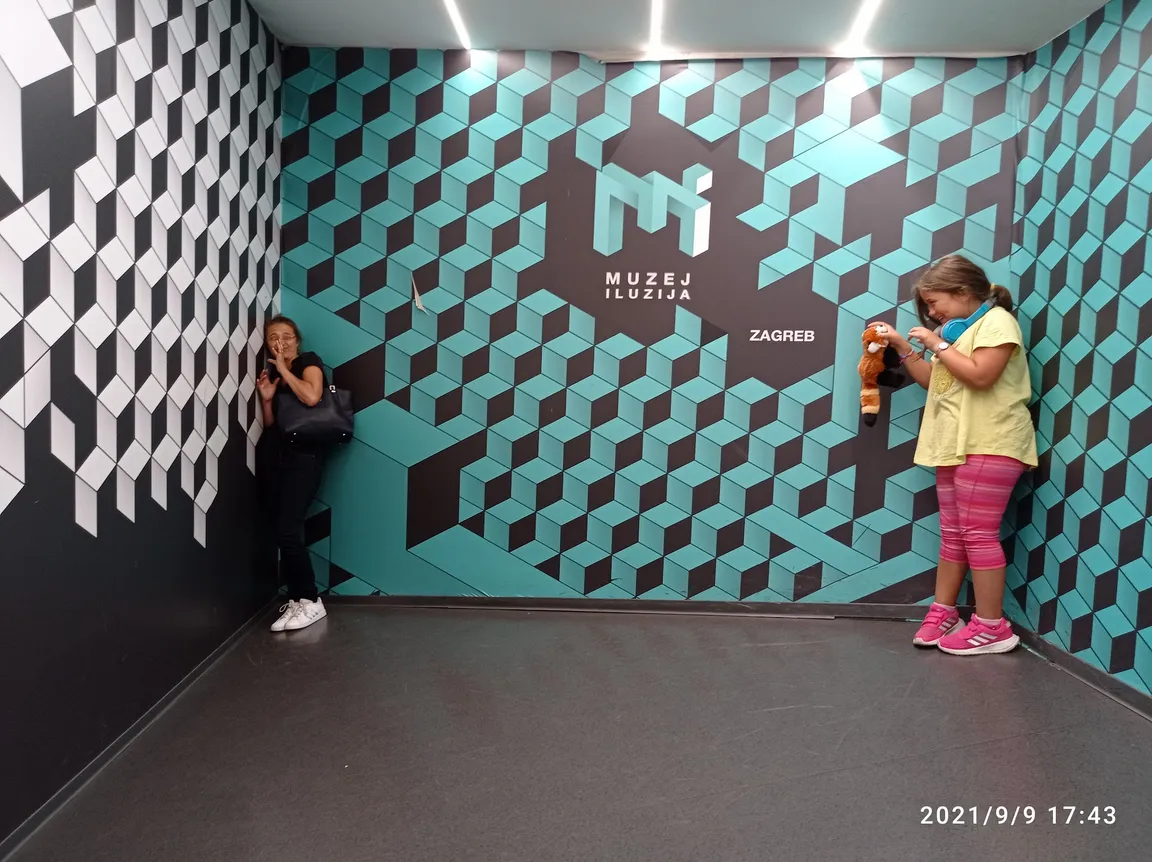 Museum of Illusions